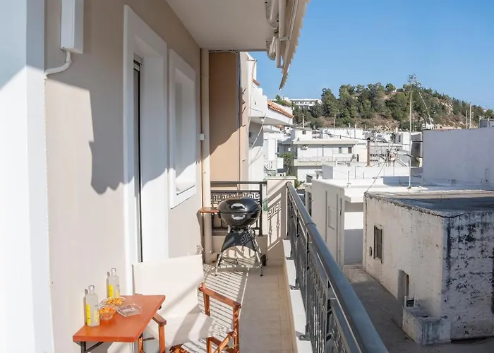 Golden Grove Appartement *