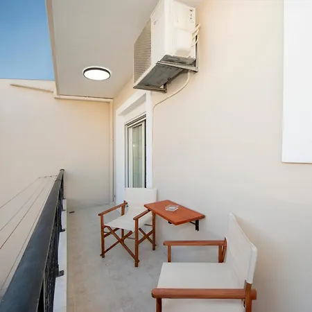 Apartament Golden Grove Afantou