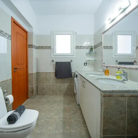 Apartment Golden Grove