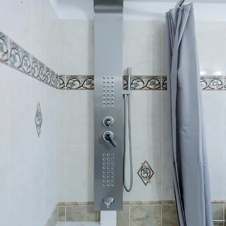 شقة Golden Grove