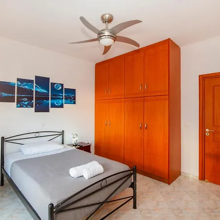 Golden Grove Afantou