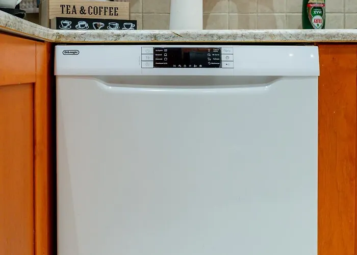 Golden Grove Afantou